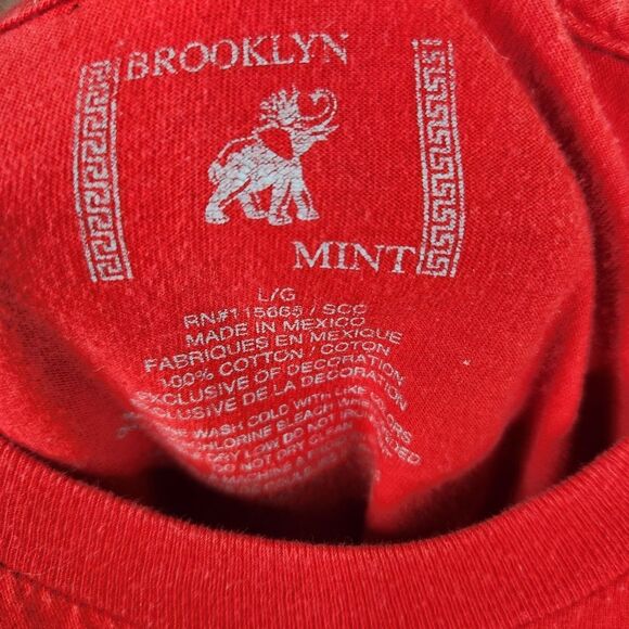 Brooklyn Mint Notorious Biggie Smalls Coogie Portrait SS Crew Neck Tee Large - Picture 3 of 4